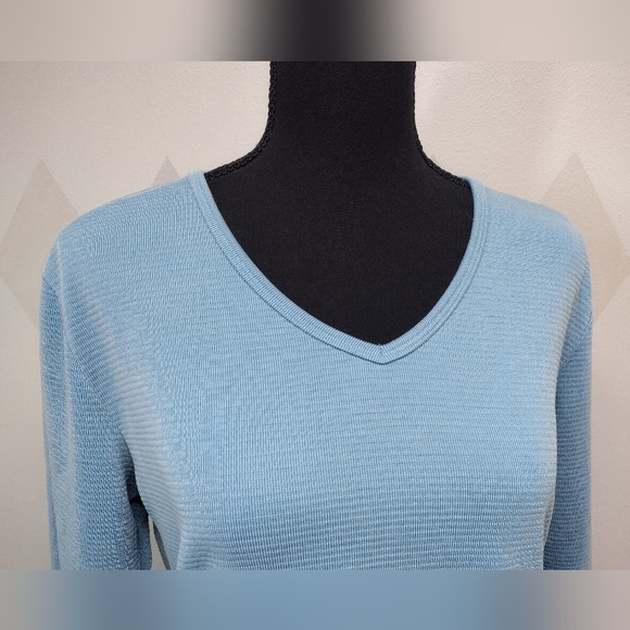 Segments textured modal tencel blend 3/4 sleeve top - Picture 2 of 12